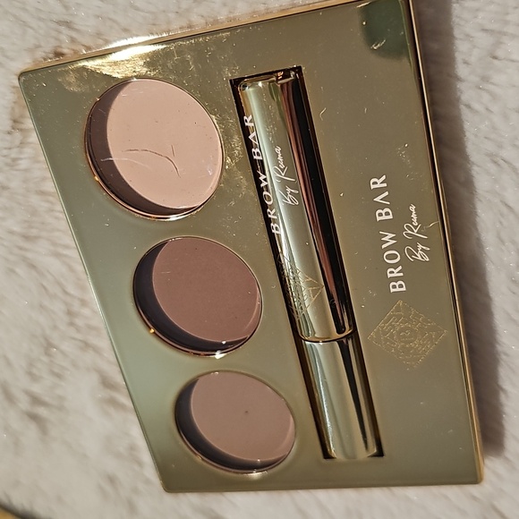 New Brow Bar Hollywood Icon Collection Drama Queen And True Brow Makeover Kit - Picture 10 of 12